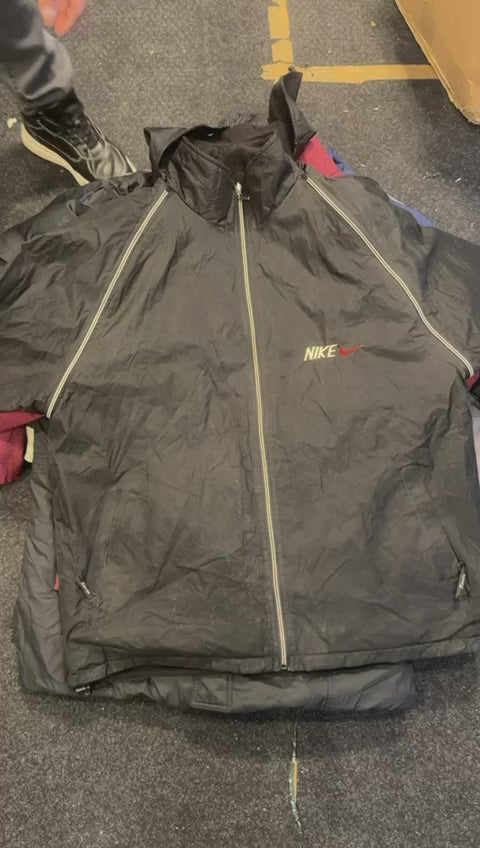 Nike Vintage Trainingsjacken Großhandel – Grade A/B – Resell Ready